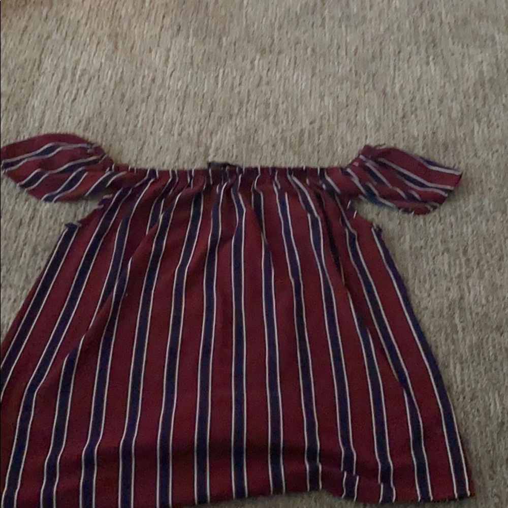 Fairly used top size small for woman